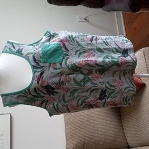 Mossimo XL blended soft tropical tank top.  EUC   Variety of birds.